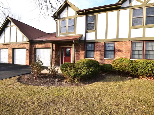 319 Deer Glen Way #2C, Bloomingdale, IL 60108