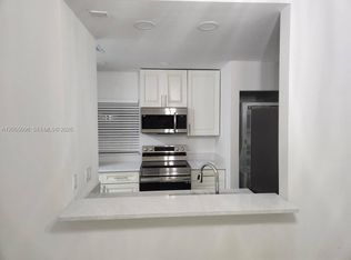 11643 NW 11th St, Hollywood, FL 33026