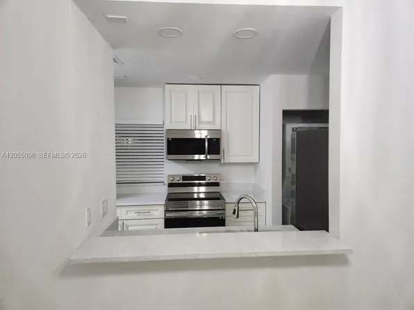 11643 NW 11th St, Hollywood, FL 33026