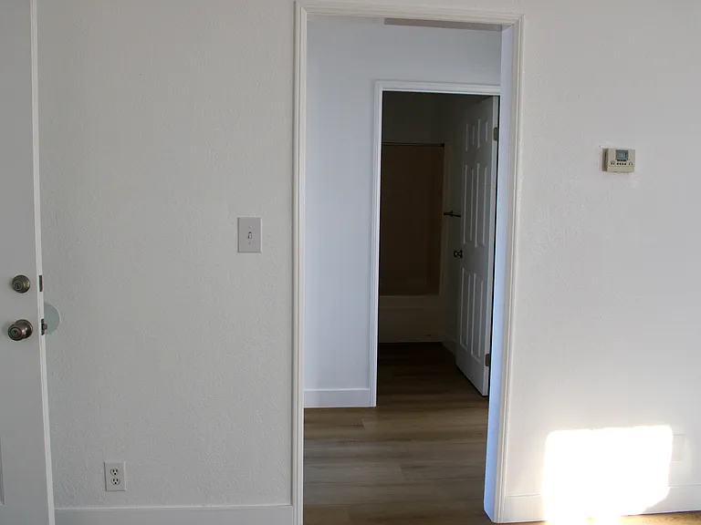 2774 Laurel Pl #B — Photo 8