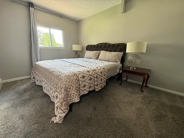 4801 Beaucroft Ct — Photo 32
