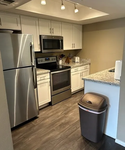 Newer stainless appliances