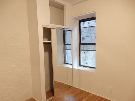 Rented by John O'Kelly Real Estate | media 18