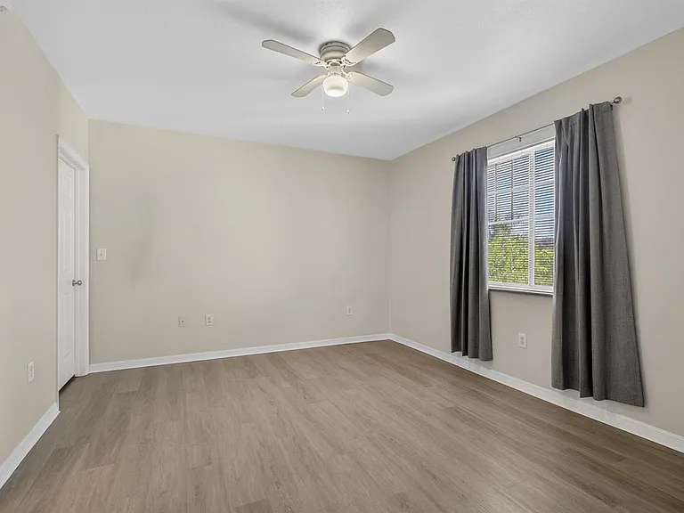 6510 Emerald Dunes Dr #308 — Photo 21