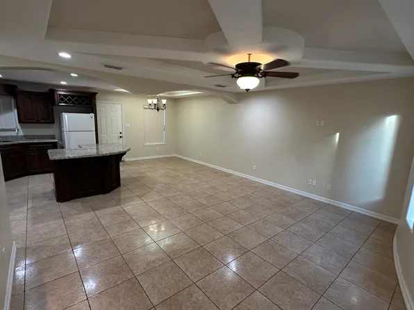 1103 N Sal St #4, Edinburg, TX 78541
