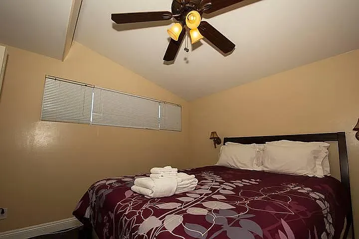5763 Baja Dr — Photo 10
