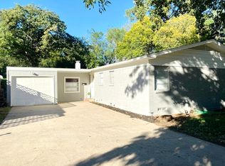 1129 W Tucker Blvd, Arlington, TX 76013