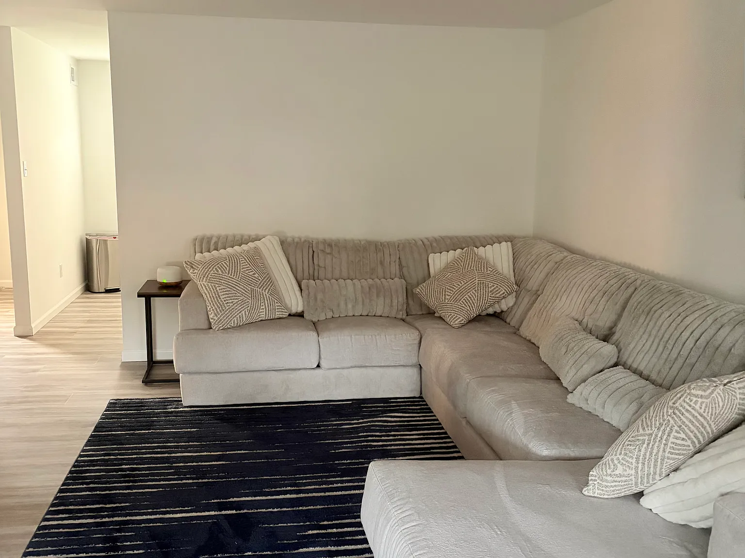 1660 Bluebird Dr — Photo 3