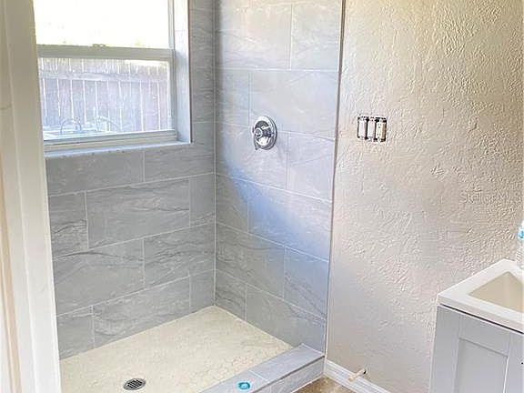 5th image of 148 Myakka Dr