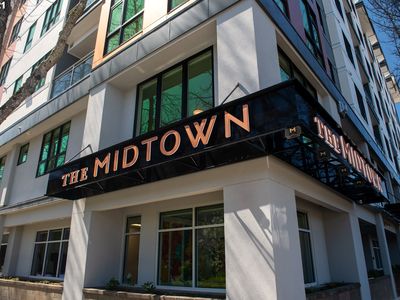 1600 Pearl St #404, Eugene, OR, 97401