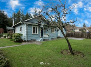 4474 SW Kenyon Pl, Seattle, WA 98136
