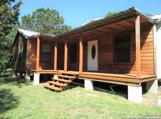 154 Deer Trl, Pipe Creek, TX 78063