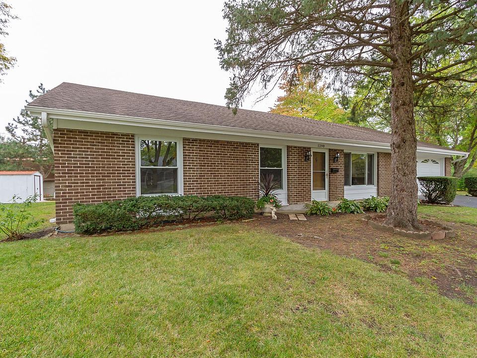 1st image of 1290 Yorkshire Dr