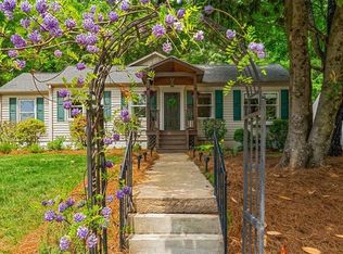 1140 Kenwood St, Winston Salem, NC 27103