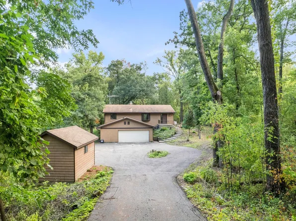 9432 Old Concord Blvd, Inver Grove Heights, MN 55076