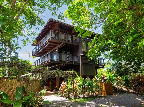 82-5971 Government Main Rd, Captain Cook, HI 96704