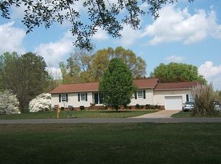 604 Oregon Trl, Lincolnton, NC 28092