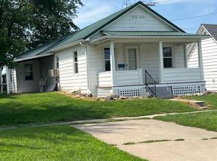 322 N 1st St, Knoxville, IA 50138