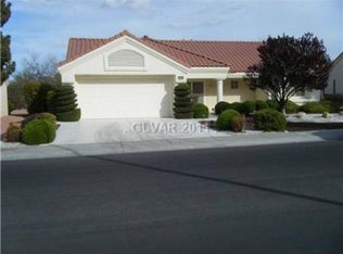 2828 Desert Crystal Dr, Las Vegas, NV 89134