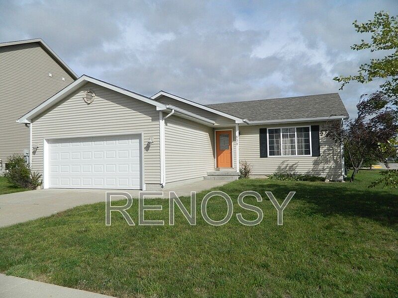 1st image of 809 SE 12th St
