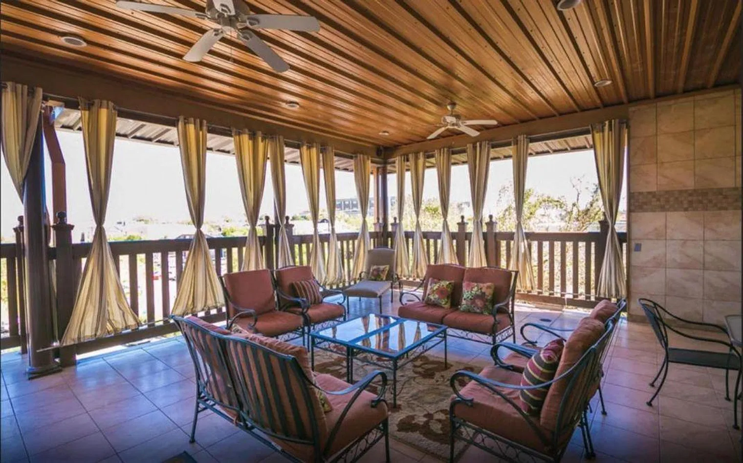 3 bed, 3.0 bath, 3498 sqft, $12,361 — Photo 4