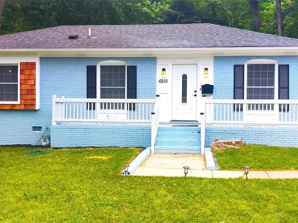 6515 Farmway Pl, Charlotte, NC 28215