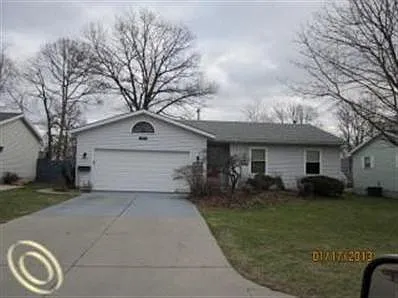 865 Saint Bernard St photo 1