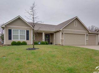 2741 Coneflower Ct, Lawrence, KS 66047