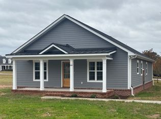 618 Foster Rd, Williamston, SC 29697