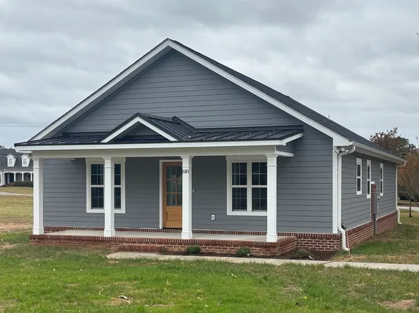 618 Foster Rd, Williamston, SC 29697