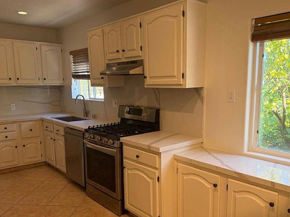 5th image of 5724 Oakdale Ave