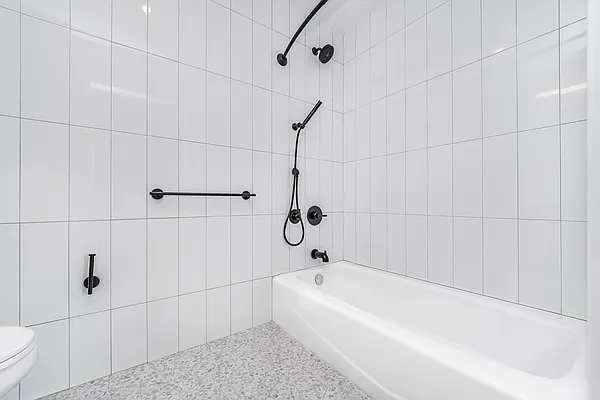 Rented by Nooklyn NYC LLC | media 42