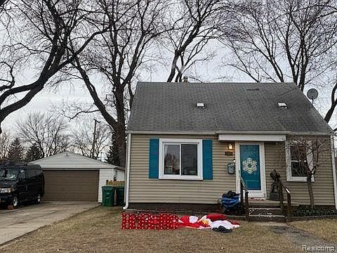 1st image of 31130 Block St