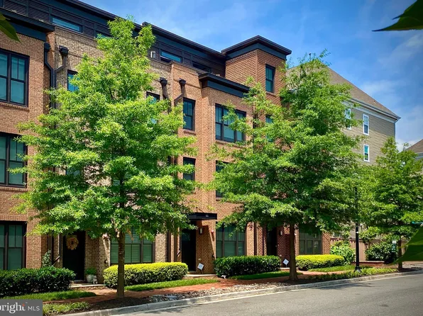 415 S Payne St, Alexandria, VA 22314