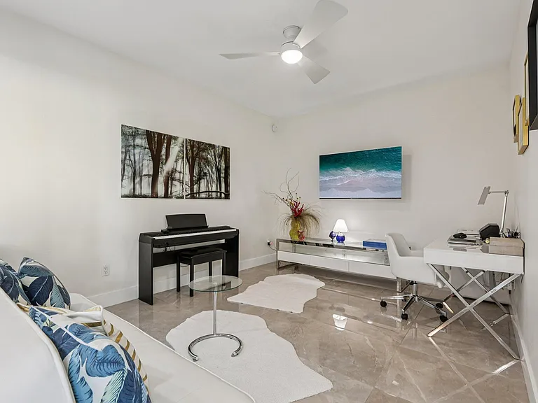 2640 Lake Shore Dr #2312 — Photo 15