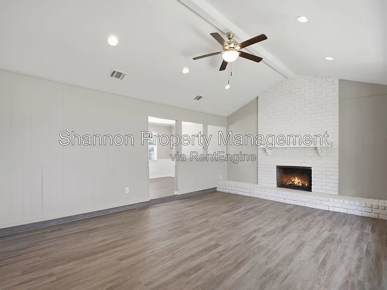 6215 Autumn Arbor Dr — Photo 8