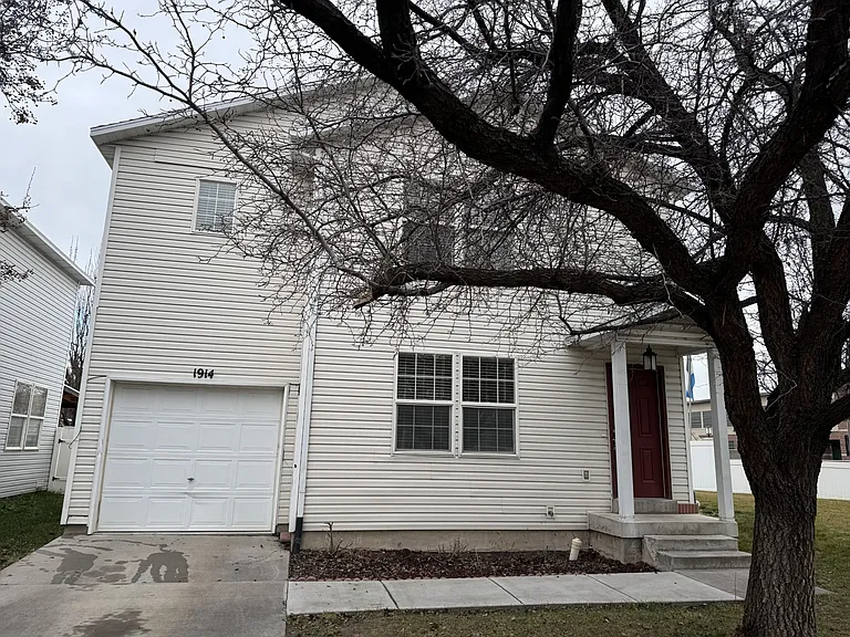1914 N 2225 W — Photo 1