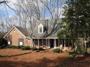 340 Thornwood Dr, Sandy Springs, GA 30328
