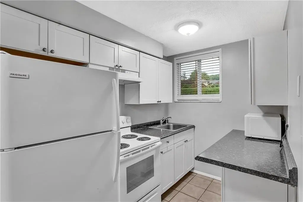 1 bed, $750 — Photo 2