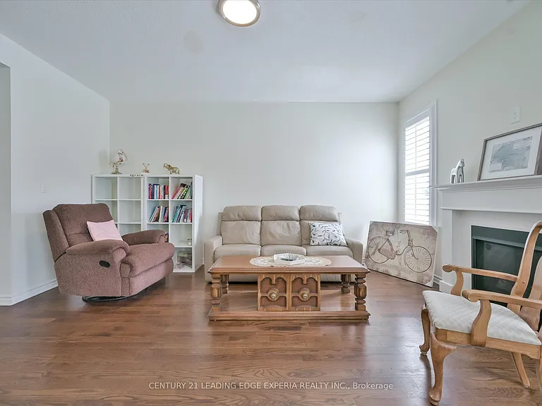 209 Baber Cres — Photo 11