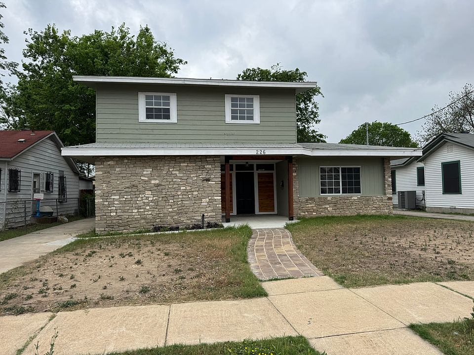 1st image of 226 Linares St