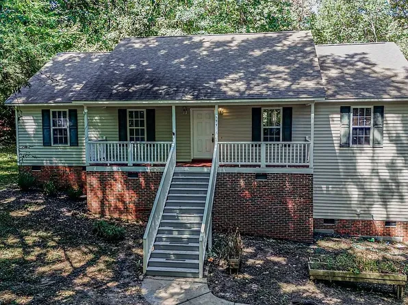 129 Nelson Ct, Clayton, NC 27520