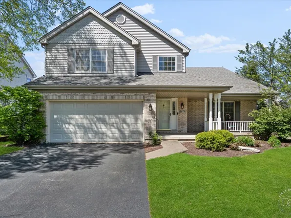 39W774 Terney Ln, Geneva, IL 60134