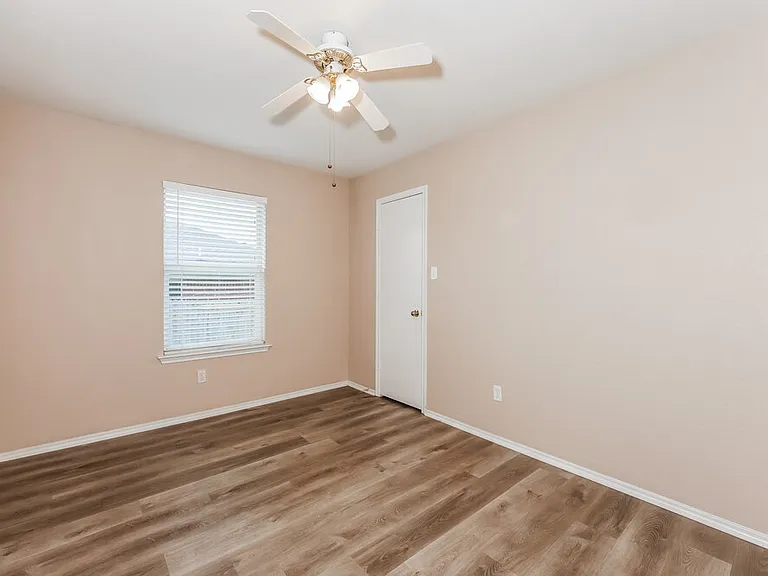 6101 Summerfield Dr — Photo 12