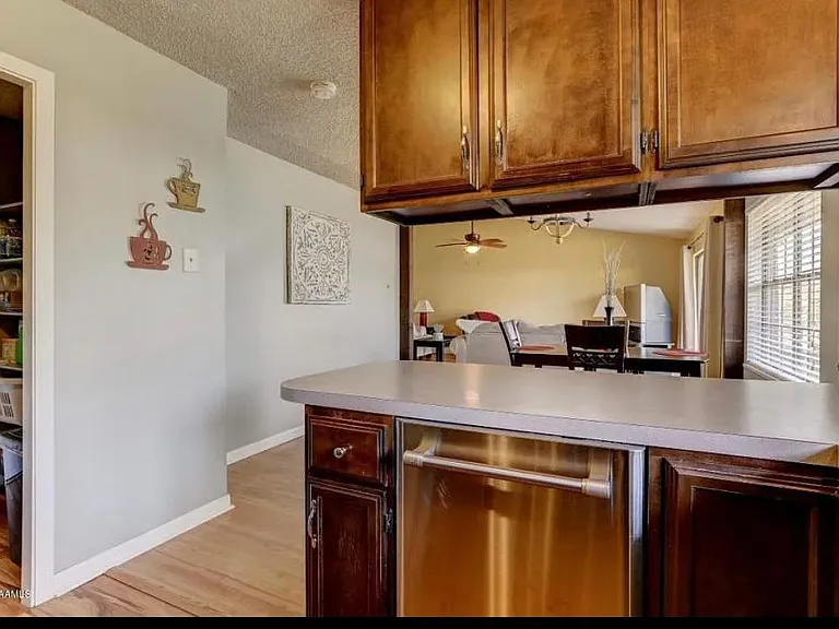 126 Castle Row #HOUSE — Photo 15