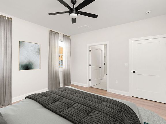 4th image of 56 Boutros Dr #3