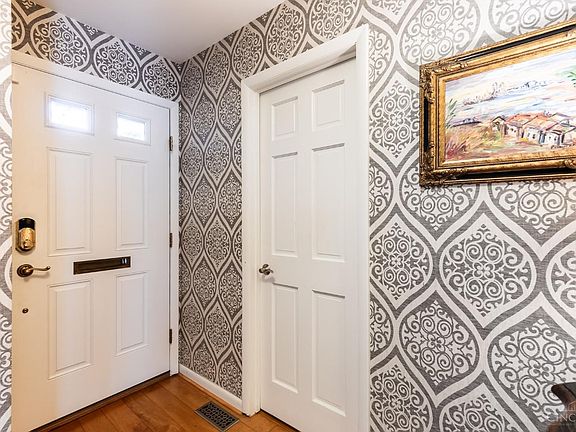 3rd image of 3519 Traskwood Cir
