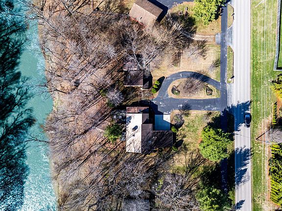 4th image of 5509 W River Rd