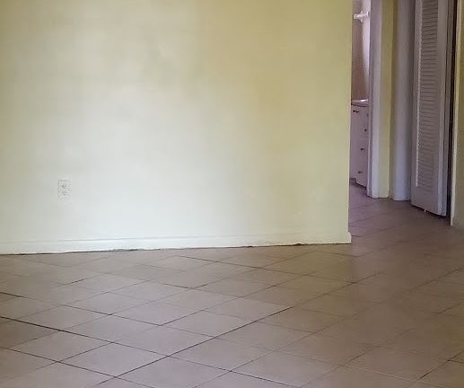 3rd image of 1826 Cleveland St #3A