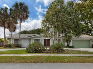 101 W Tropical Way, Plantation, FL 33317